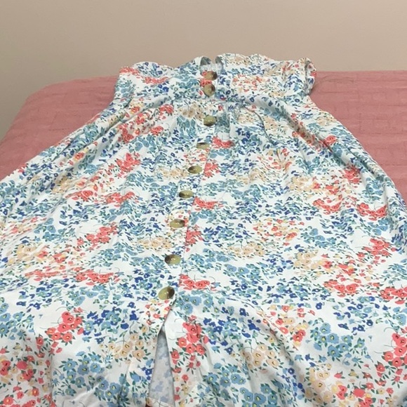 NWOT Style Envy halter top front tie coral/blue button front maxi dress, size M - Picture 6 of 10